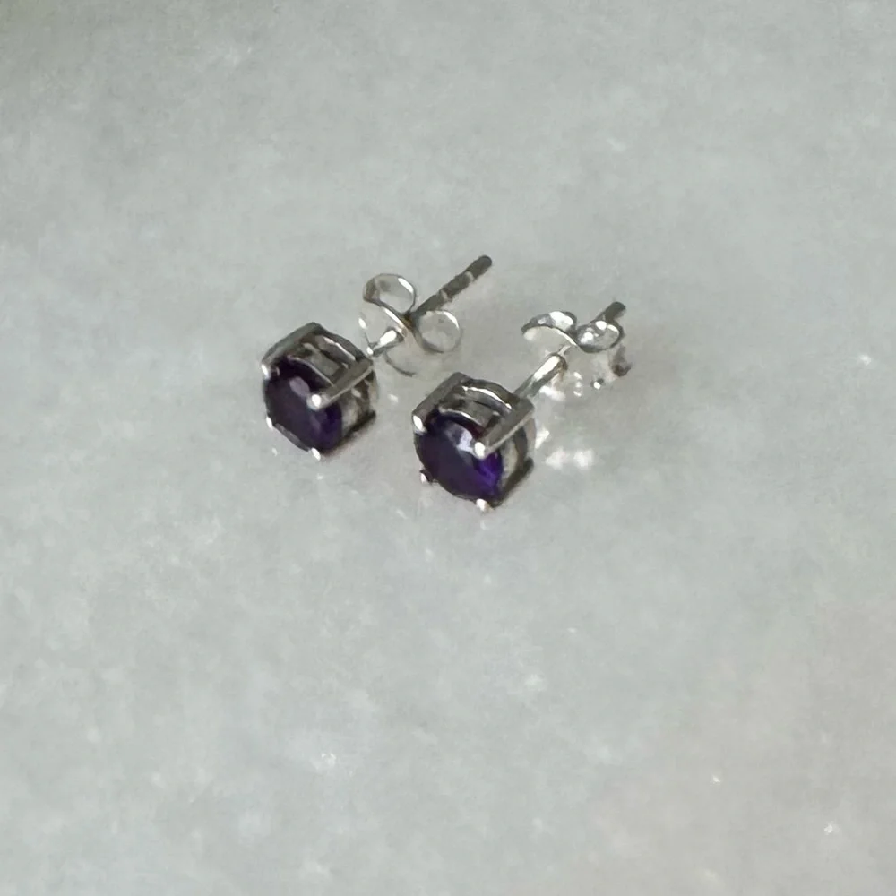 NWOT Tuckernuck Elliston Earrings, Amethyst, Sterling Silver